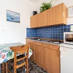 Apartament Gorgeous In With Wifi Kruševo