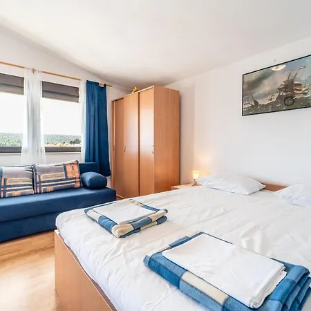 Stunning In With House Sea View *