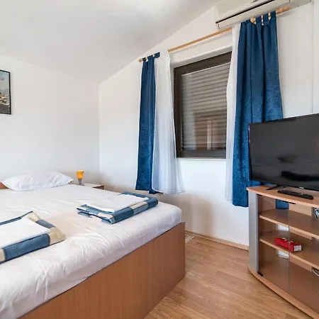 Apartman Lovely In With Wifi