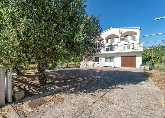 Lovely In With Wifi 아파트 Kruševo